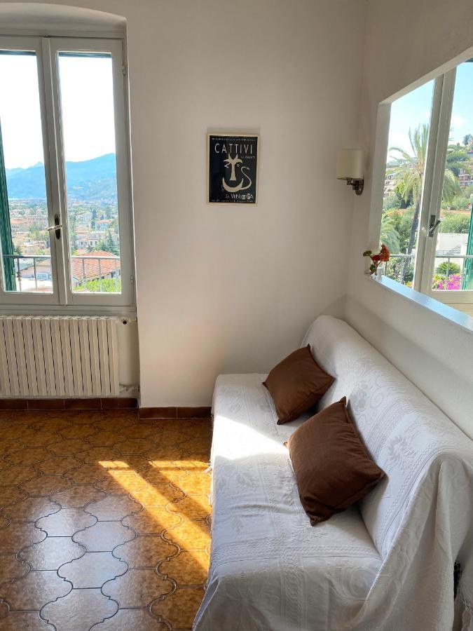 Casa Petra - Appartamento Vista Mare Citta Vecchia Bordighera Luaran gambar