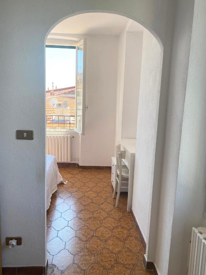 Casa Petra - Appartamento Vista Mare Citta Vecchia Bordighera Luaran gambar